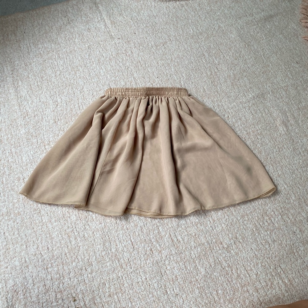 New chiffon tan flouncy skirt